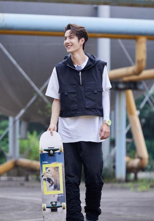 王一博吃瓜娱乐圈八卦,娱乐圈八卦背后的真相